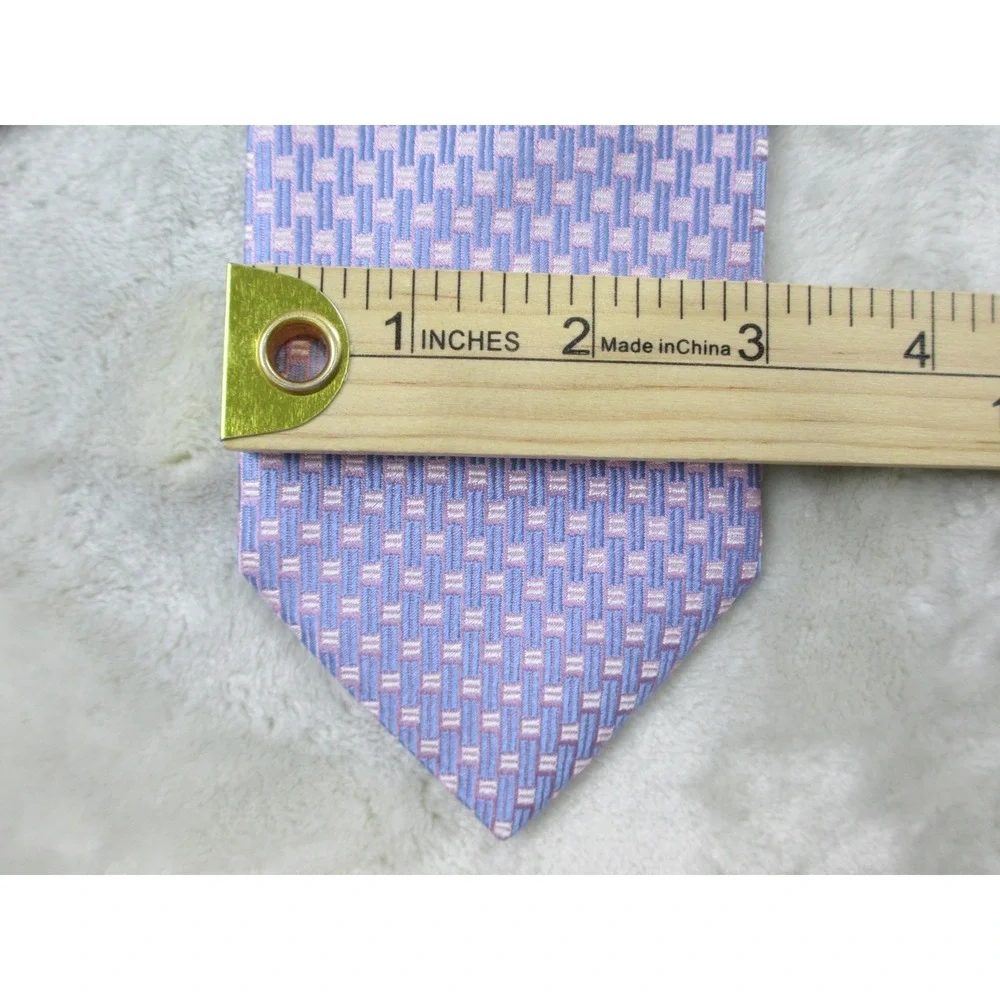 Etón up sale